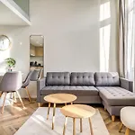 Astoria Premium - R26 *
