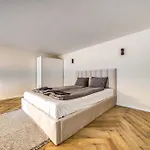 Astoria Premium - R26 Apartman *