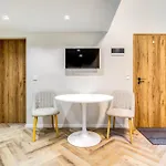 Astoria Premium - R26 Apartman *