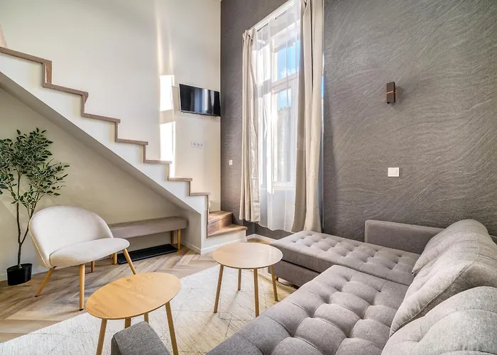 Astoria Premium - R26 Apartament *