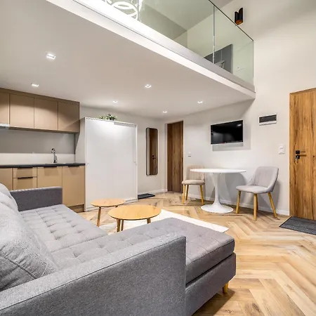 Astoria Premium - R26 Apartmán *