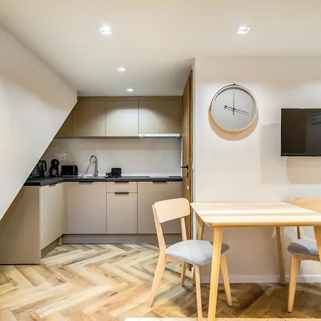 Lägenhet Astoria Premium - R26 *