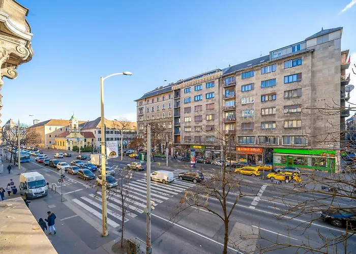 Astoria Premium - R26 Apartamento