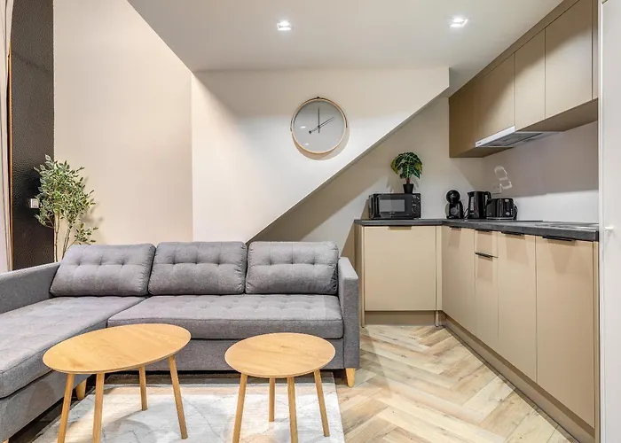 Astoria Premium - R26 Апартаменты