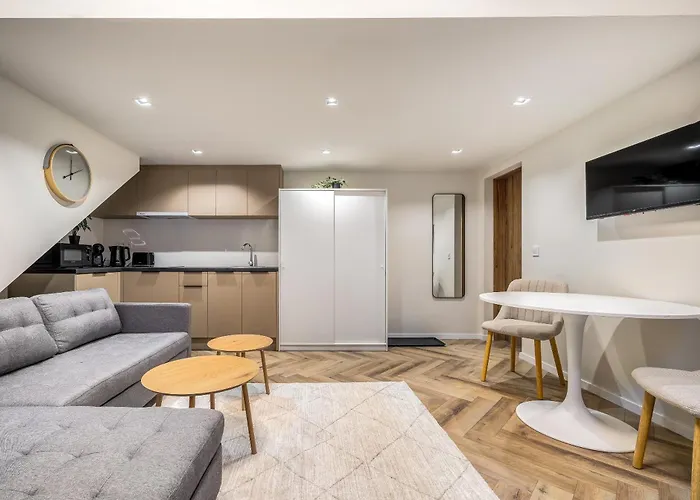Astoria Premium - R26 Апартаменты